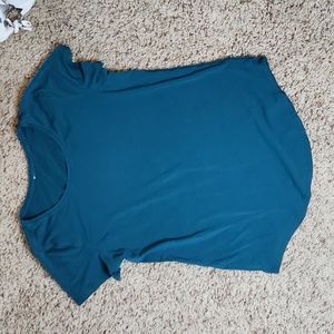 Lululemon t shirt